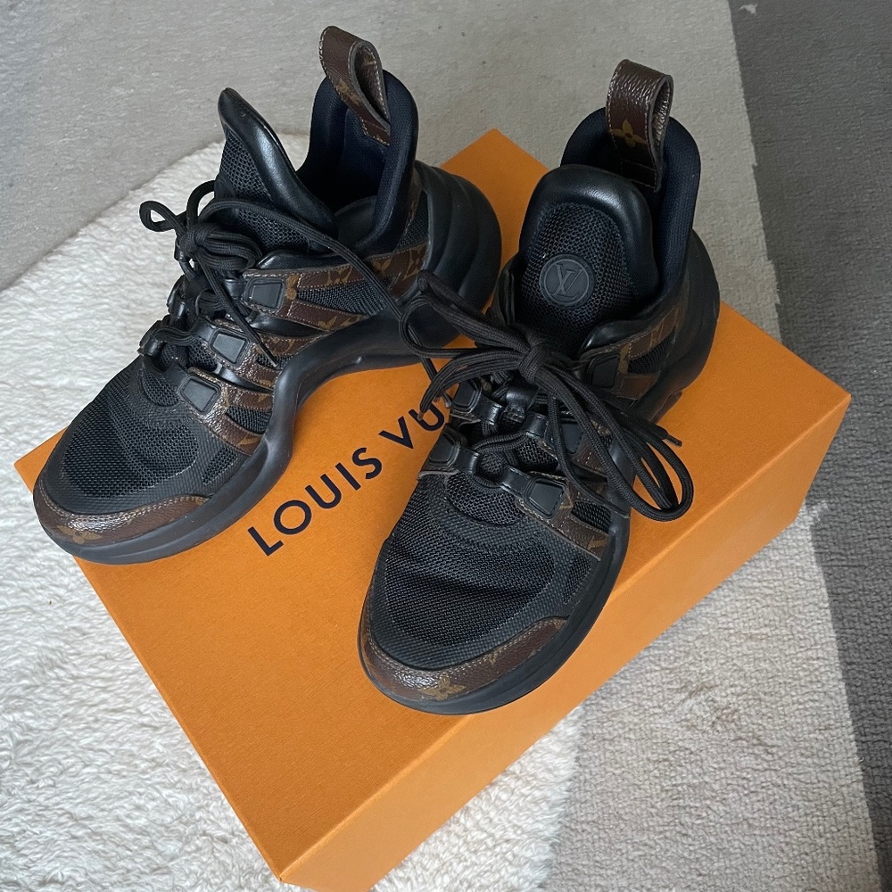 Louis Vuitton Archlight Sneaker Black Monogram - 37